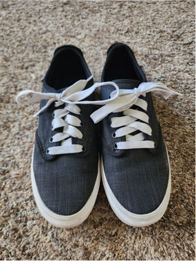 Vans Atwood Low Top Sneakers Charcoal Gray White W8/M6.5 EUC